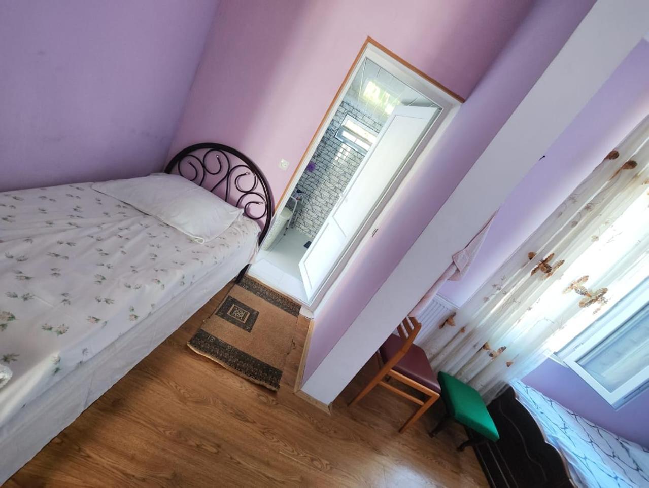 Hotel Chveni Ezo Ambrolauri Esterno foto